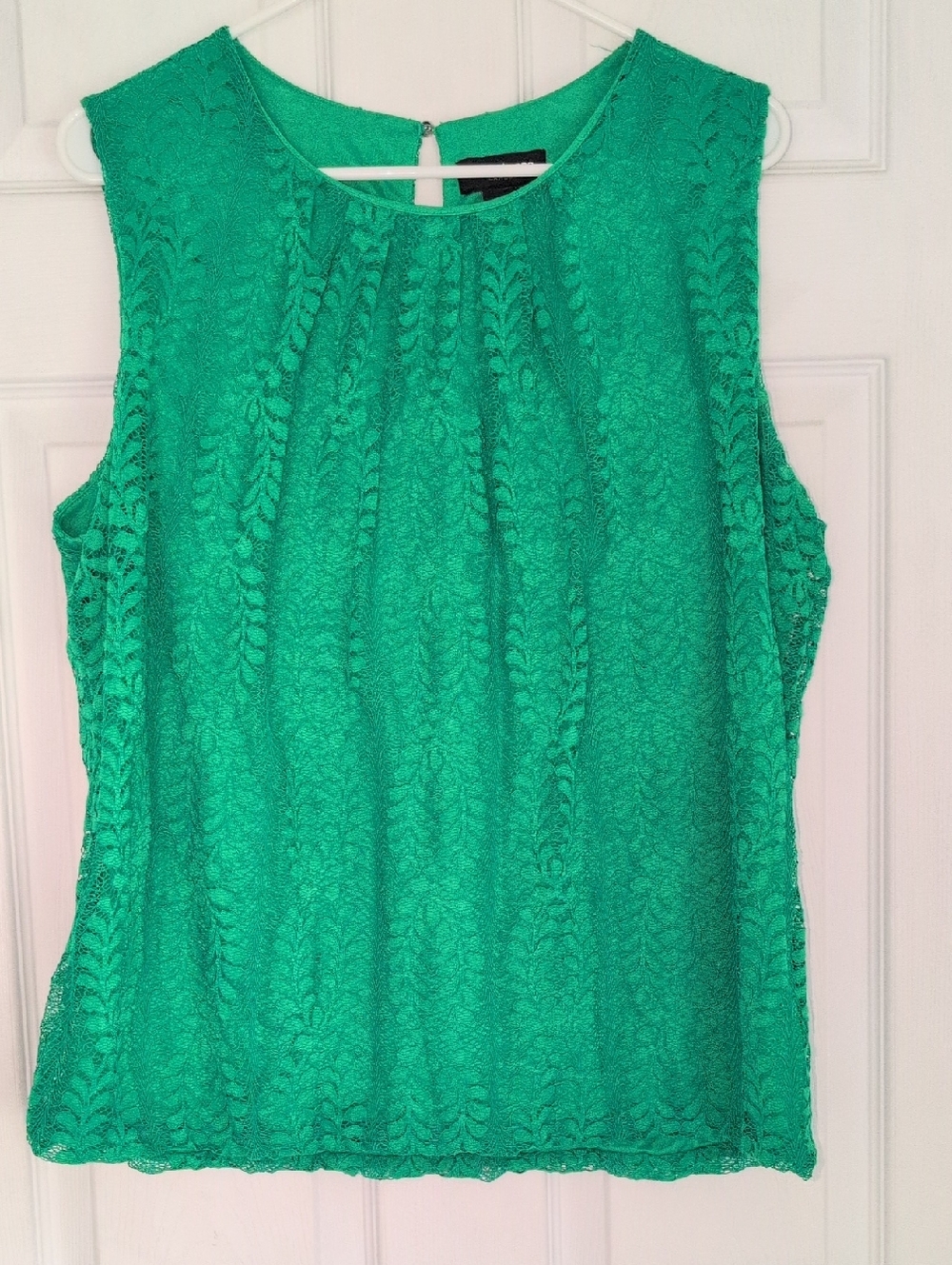 Liz Claiborne Sleeveless Green Lace Sleeveless Blouse - Unbranded